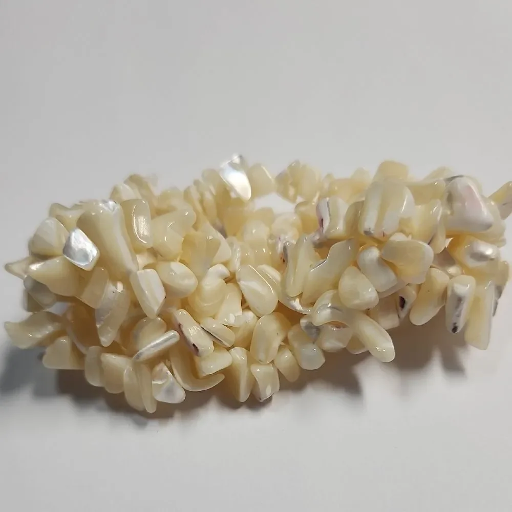 Cream Shell Beaded Bracelet - Picture 1 of 2